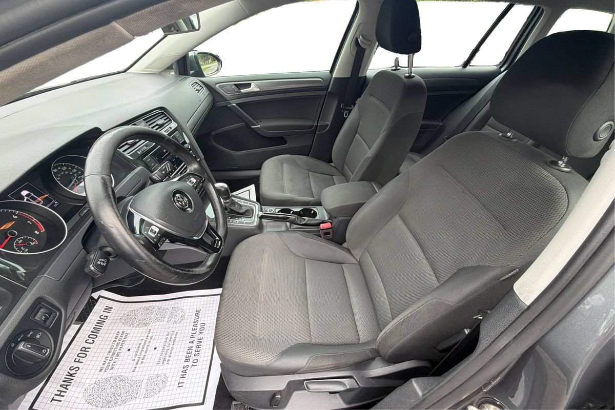 Used 2019 Volkswagen Golf S FWD image 9