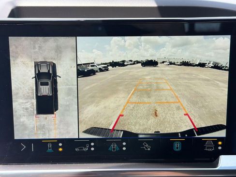 Used 2024 Chevrolet Silverado 2500 LTZ w/ LTZ Plus Package image 27