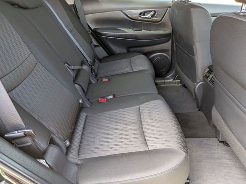 Certified 2018 Nissan Rogue SV w/ Premium Package AWD/4WD image 24