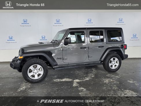Used 2023 Jeep Wrangler Sport S image 1