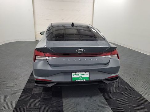 Used 2021 Hyundai Elantra SEL FWD image 6