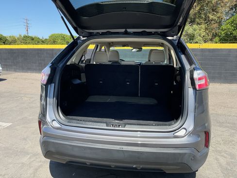 Used 2021 Ford Edge SE FWD image 26