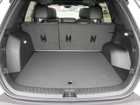 New 2026 GMC Terrain Elevation w/ Elevation Premium Package image 10