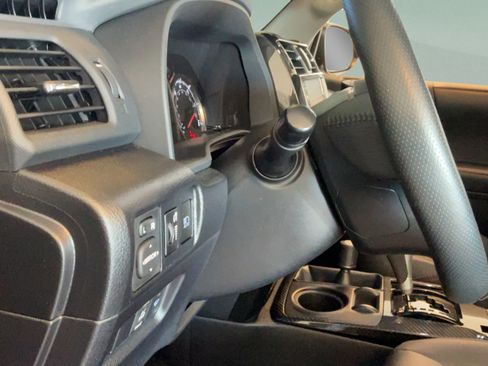 Used 2023 Toyota 4Runner TRD Off-Road Premium w/ Moonroof Package AWD/4WD image 25