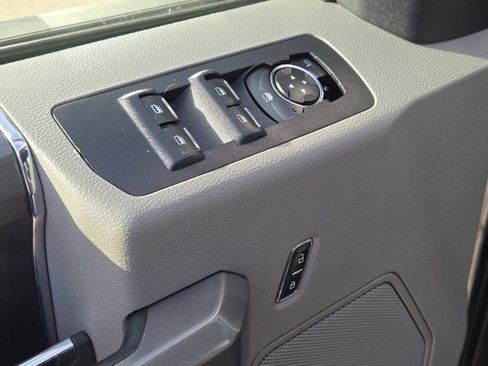 Used 2015 Ford F150 XLT w/ Equipment Group 301A Mid image 16