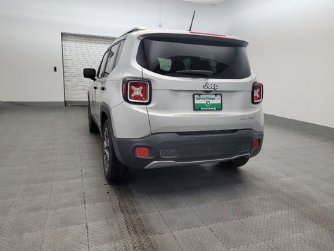 Used 2017 Jeep Renegade Limited image 6