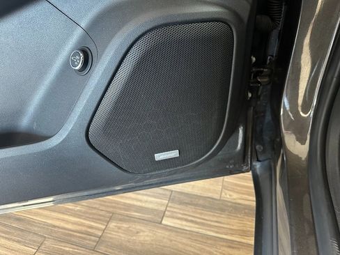 Used 2019 GMC Acadia Denali w/ Technology Package image 13