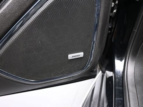 Used 2019 GMC Yukon XL SLT w/ Open Road Package image 13