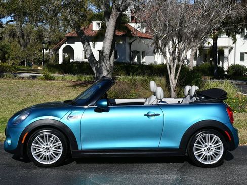 Used 2017 MINI Cooper S FWD image 3