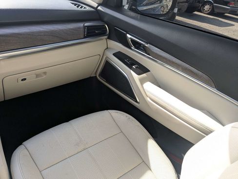 Used 2021 Kia Telluride SX FWD image 17