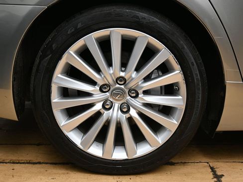 Used 2017 Lexus LS 460 AWD image 14