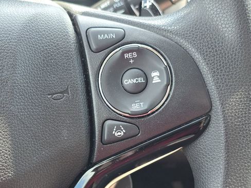 Used 2022 Honda HR-V EX image 10
