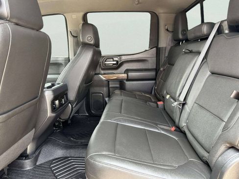 Used 2021 Chevrolet Silverado 1500 LT Trail Boss w/ Convenience Package II AWD/4WD image 13