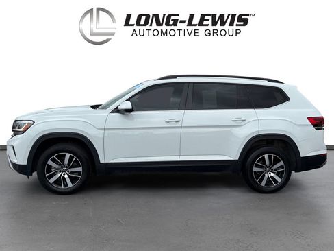 Certified 2023 Volkswagen Atlas SE FWD image 2
