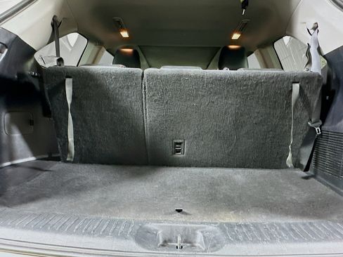 Used 2018 Toyota Highlander Limited Platinum FWD image 30