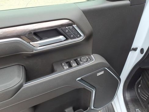 New 2026 Chevrolet Silverado 1500 LTZ w/ LTZ Premium Package AWD/4WD image 17