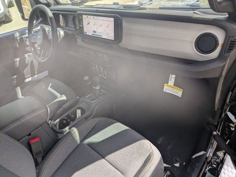 New 2026 Jeep Wrangler Unlimited Sport AWD/4WD image 29
