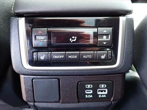 Used 2023 Subaru Ascent Onyx Edition Limited AWD/4WD image 11