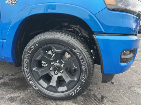 New 2026 RAM 1500 4x4 Crew Cab image 31