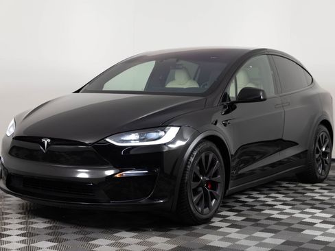 Used 2024 Tesla Model X Plaid AWD/4WD image 2