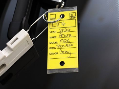 Used 2026 Acura MDX w/ Technology Package image 32