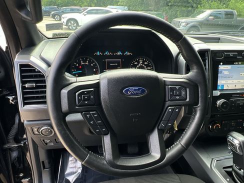 Used 2017 Ford F150 XLT w/ Equipment Group 301A Mid AWD/4WD image 24