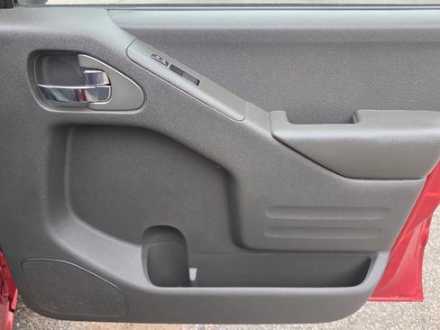 Used 2018 Nissan Frontier PRO-4X image 29