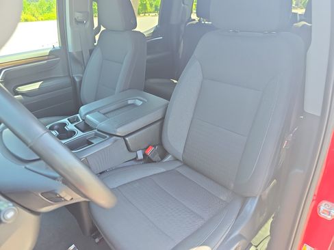 Used 2025 Chevrolet Silverado 1500 LT RWD image 14