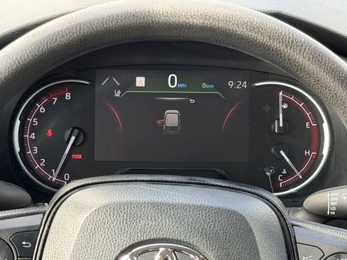 Used 2024 Toyota RAV4 XLE FWD image 16
