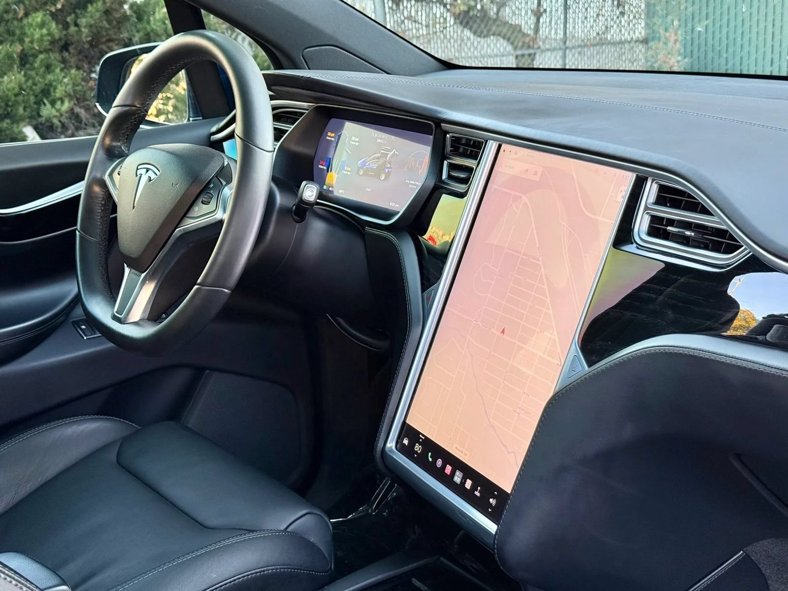 Used 2016 Tesla Model X 90D AWD/4WD image 18