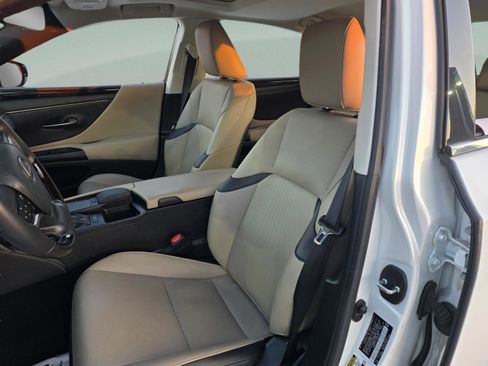 Certified 2020 Lexus ES 350 w/ Premium Package image 23