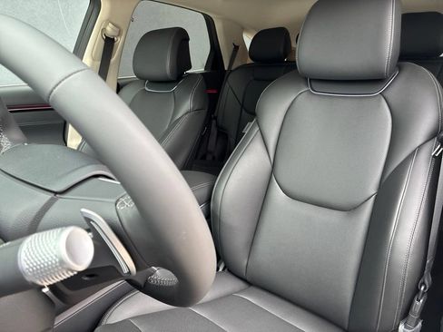 New 2026 Genesis GV70 2.5T AWD/4WD image 13