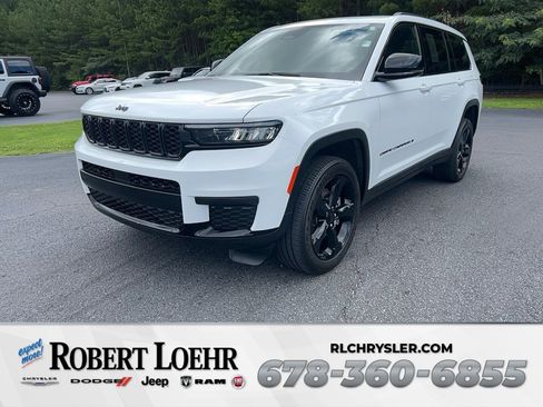Used 2024 Jeep Grand Cherokee L Altitude RWD image 1