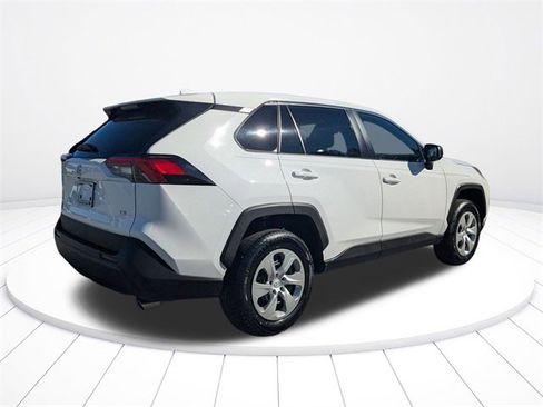 Used 2023 Toyota RAV4 LE image 3