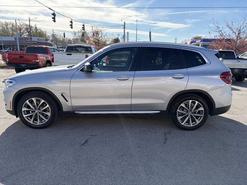 Used 2018 BMW X3 xDrive30i w/ Premium Package image 3