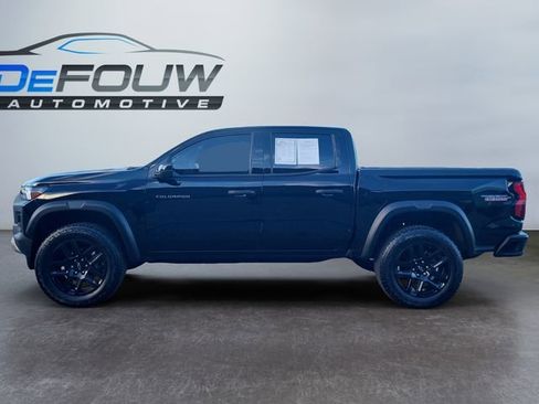 Used 2024 Chevrolet Colorado Trail Boss image 6