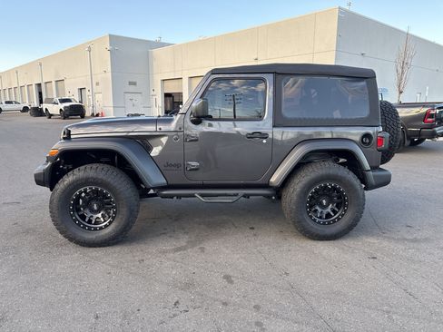 Certified 2025 Jeep Wrangler Sport image 6