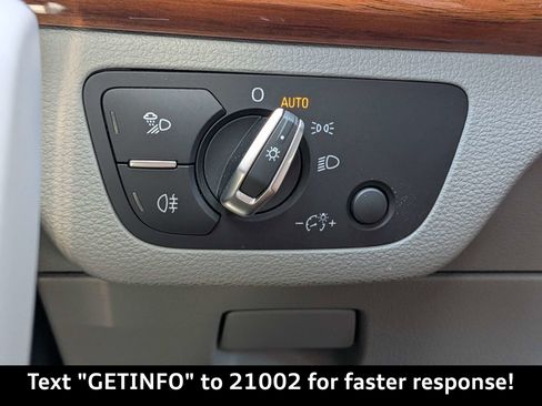 Used 2024 Audi Q5 2.0T Premium w/ Convenience Package image 32