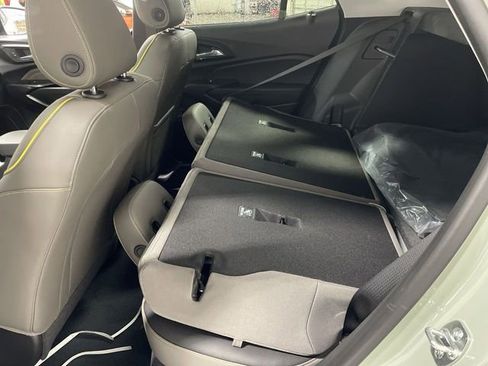 New 2026 Chevrolet Trax ACTIV w/ Sunroof Package image 24