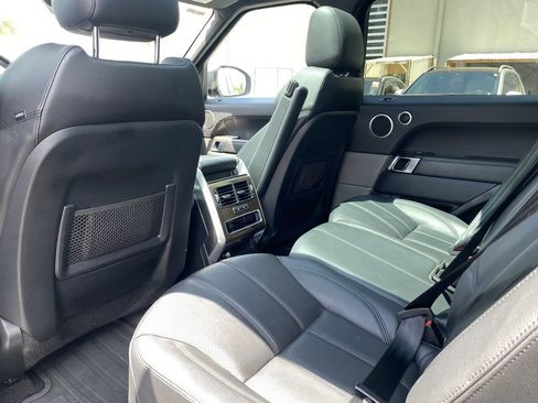 Used 2017 Land Rover Range Rover Sport SE AWD/4WD image 5