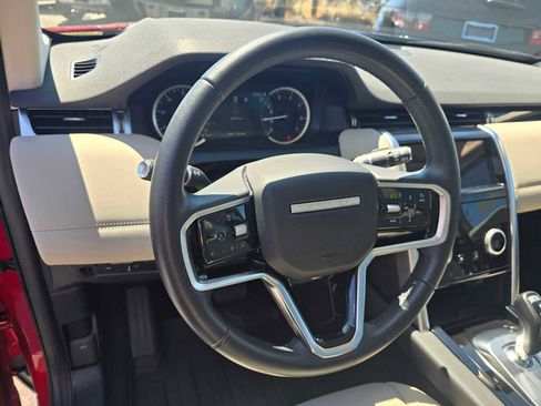 Used 2023 Land Rover Discovery Sport SE image 25