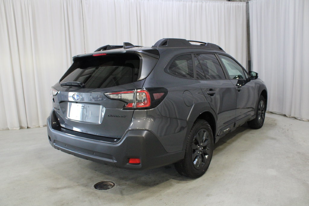 Used 2024 Subaru Outback Onyx Edition AWD/4WD image 26