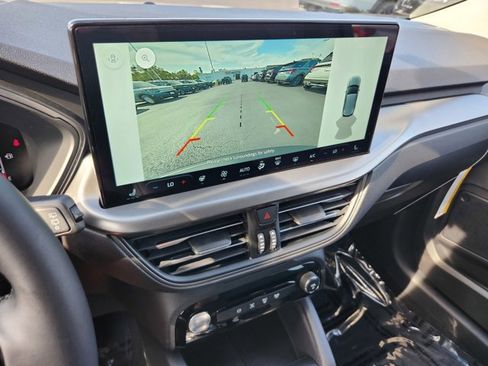 New 2026 Ford Escape SE image 9