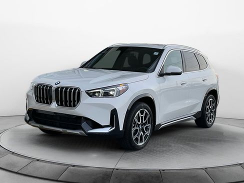 Certified 2026 BMW X1 xDrive28i w/ Convenience Package AWD/4WD image 3