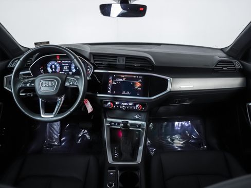 Certified 2022 Audi Q3 2.0T Premium Plus image 10