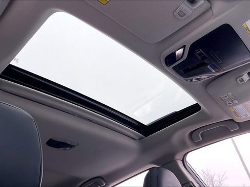 Used 2020 Subaru Outback Limited image 11