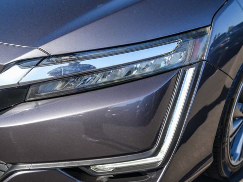 Used 2018 Honda Clarity Plug-In Hybrid image 7