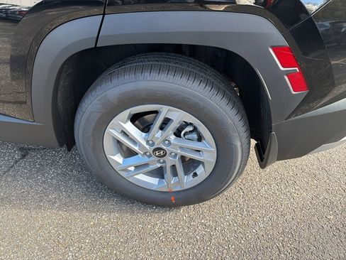 New 2026 Hyundai Tucson SE image 11
