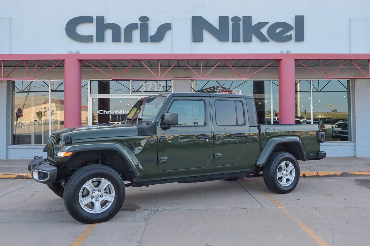 Used 2022 Jeep Gladiator Sport AWD/4WD image 1