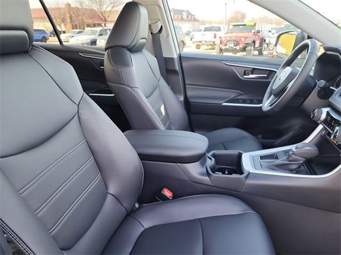 Used 2025 Toyota RAV4 XLE Premium w/ Blackout Package (GST) image 19